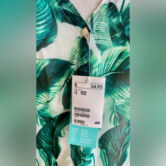 H&M Beach Coverup - Picture 6 of 6